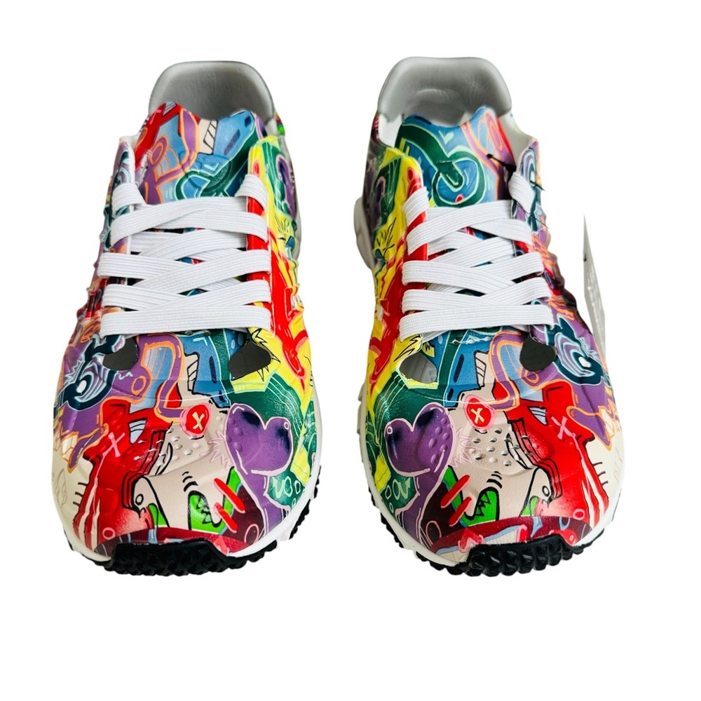 NWT Crosskix Women’s Size 7 Graffiti Print Hybrid Water Shoes Sneakers EU 39